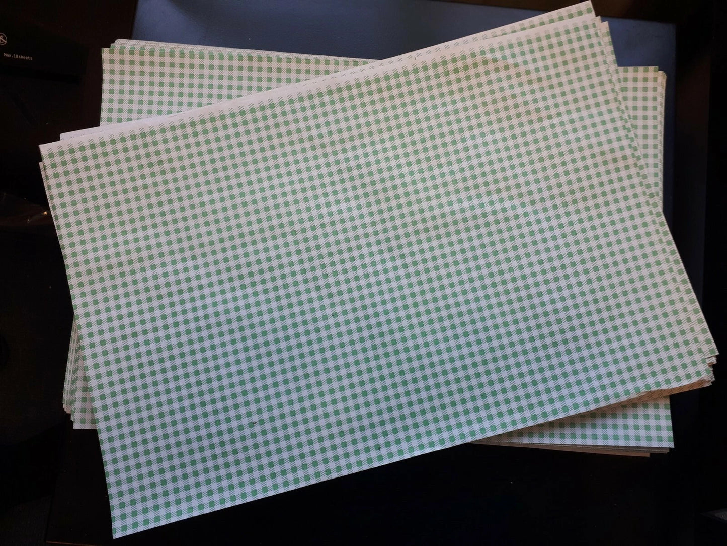 Green Gingham Duplex Paper 240x360mm 10kg Packs 2000pcs approx